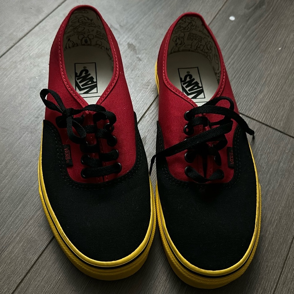 Disney x Vans